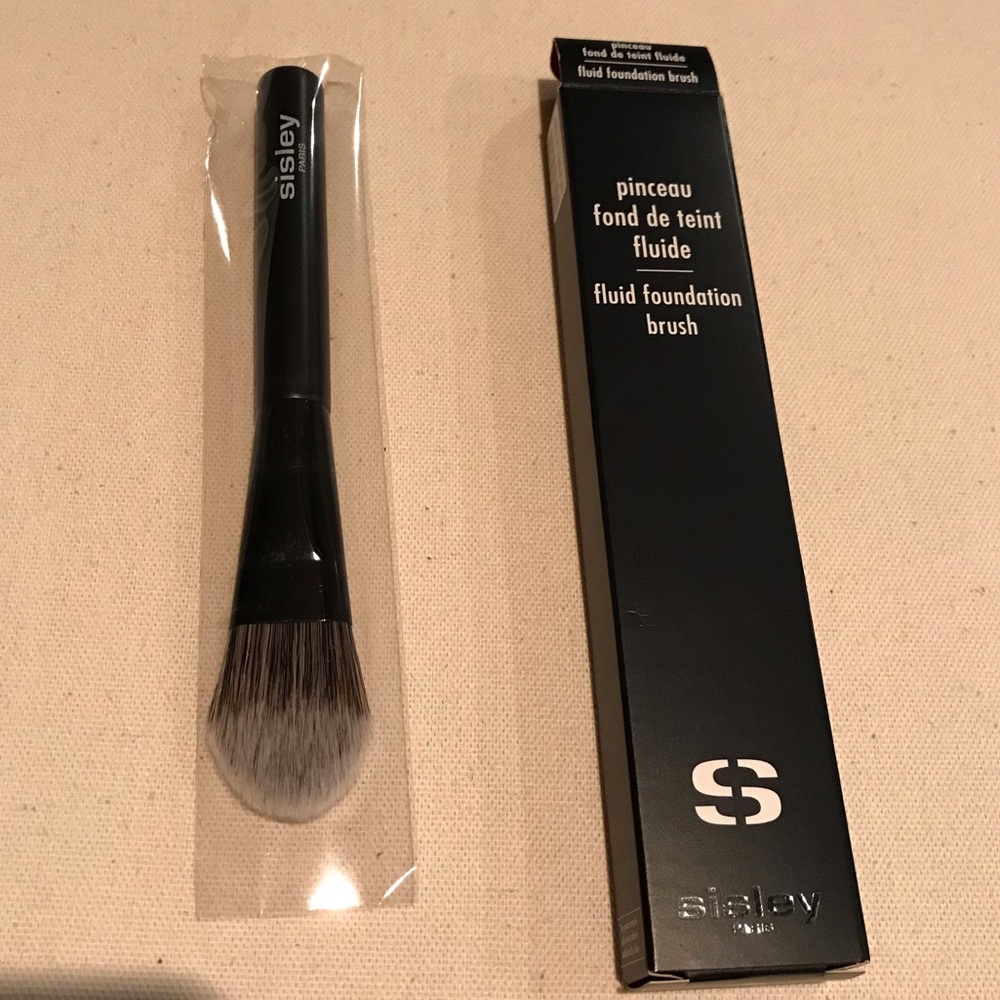 Sisley Paris Fluid Foundation Brush NEW IN BOX